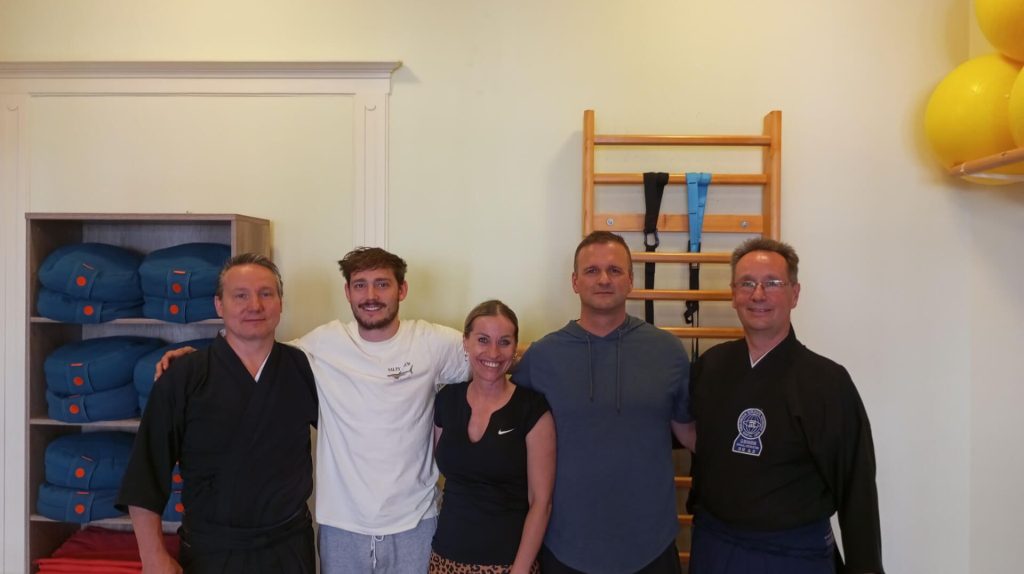 Axing iado team
